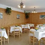 Hotel - Alpina