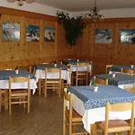 Hotel - Alpina