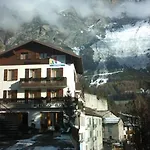 Hotel - Alpina Premadio
