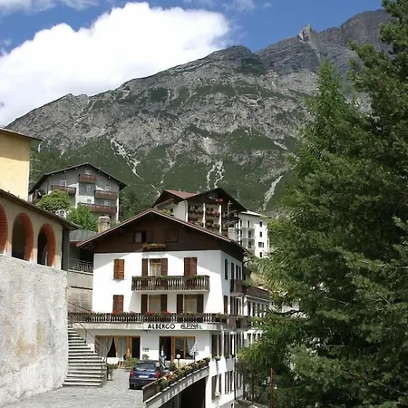 - Alpina Hotel Premadio